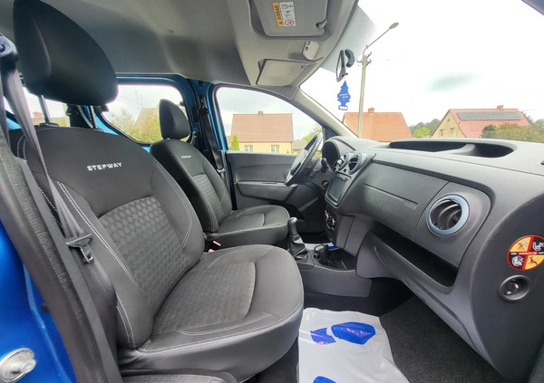 Dacia Dokker cena 32800 przebieg: 134850, rok produkcji 2015 z Złotów małe 781